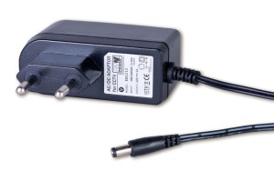 Zasilacz wtyczkowy 12V 1A 12W EB1212